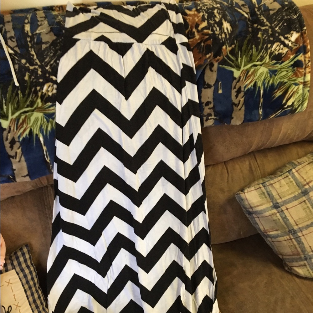 Black and white dress