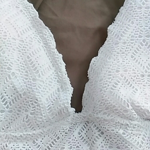 White bathing suit halter top - Picture 2 of 4