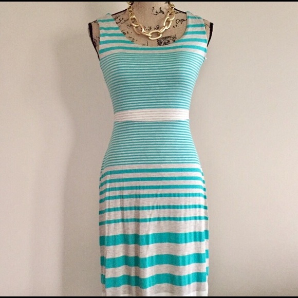 Last 1! Mint cream tan stripe maxi 🇺🇸 - Picture 2 of 4