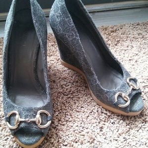 Auth GUCCI Charlotte denim wedge peeptoe heels 36