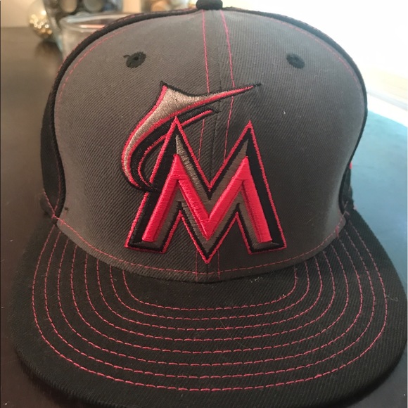 FL Marlins new era SnapBack - Picture 1 of 5