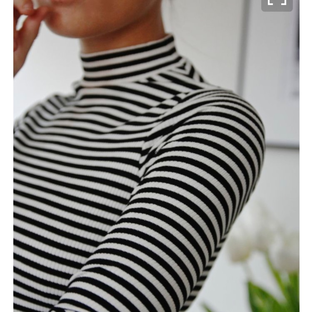 Forever 21 stripes blouse longsleeve black & white