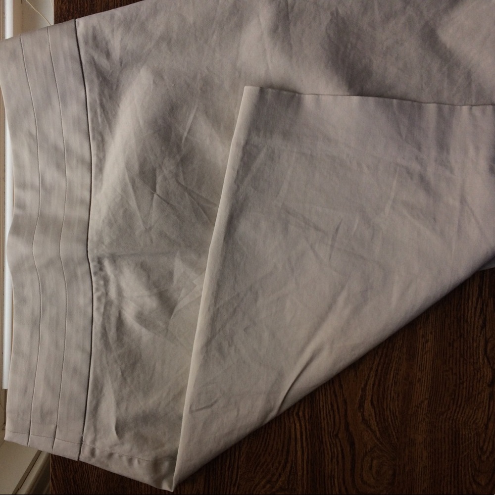 Banana Republic Cream Above Knee Pencil Skirt