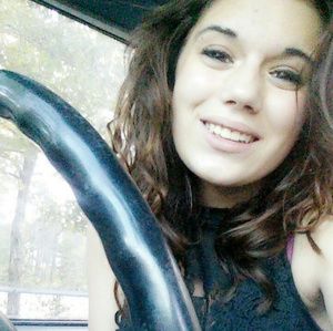 Meet your Posher, Michaela