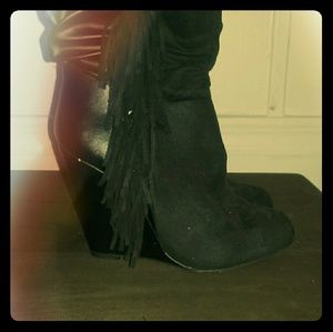 Black tall wedged boots