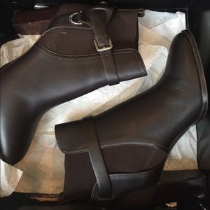 Ankle boots
