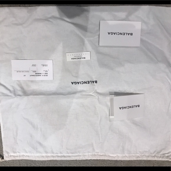 Balenciaga Classic Town Bag in Dark Grey - Picture 5 of 7