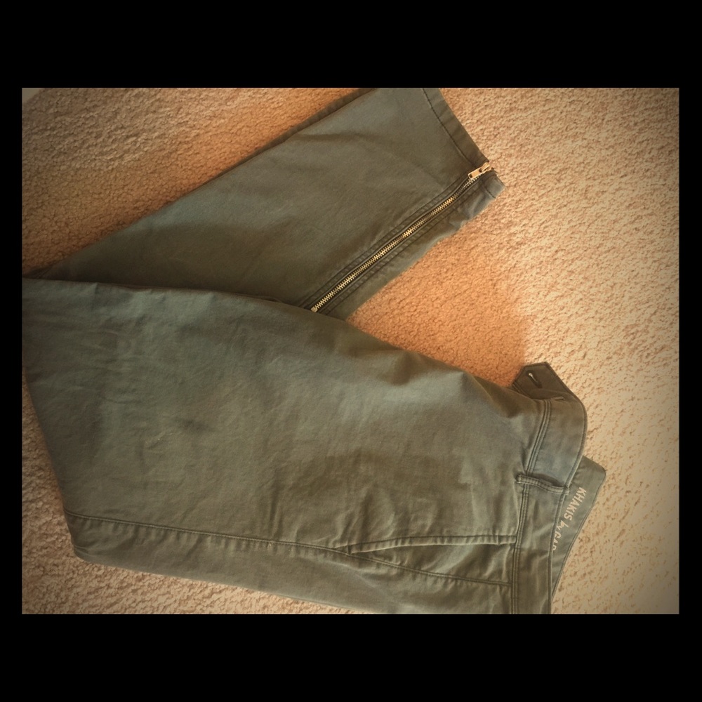 Gap Skinny Mini Pants