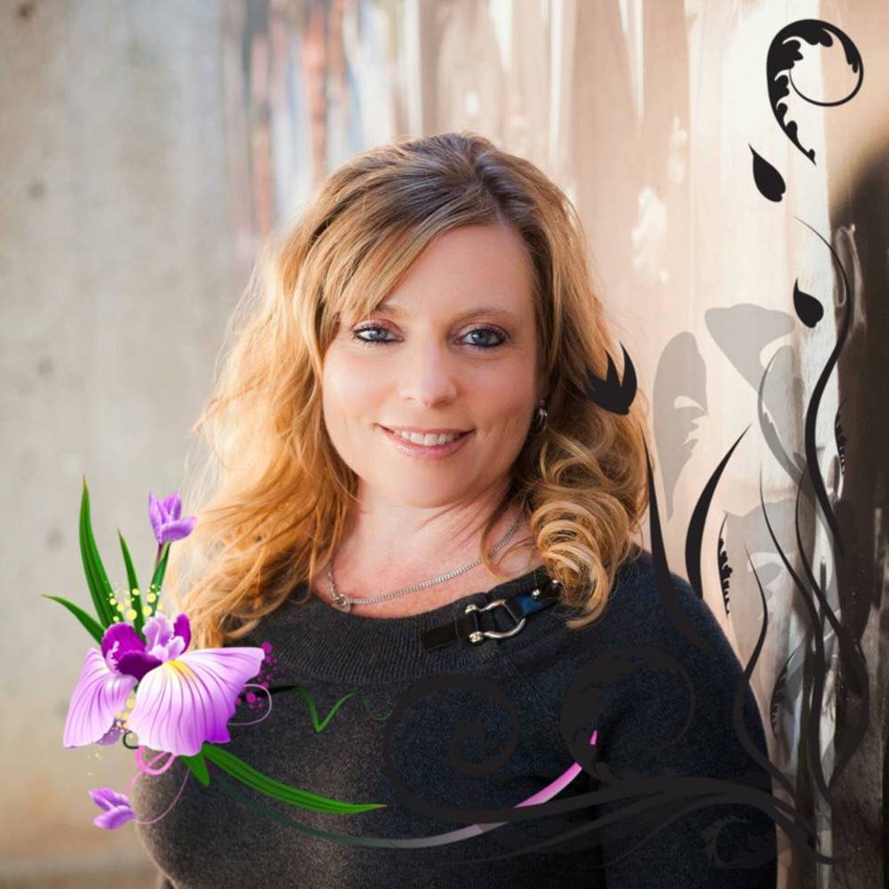 Meet your Posher, Desiree