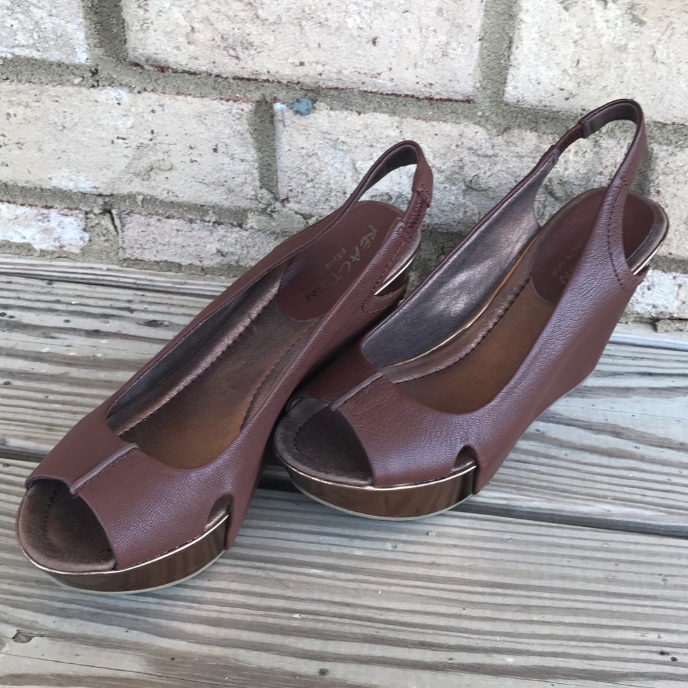 Kenneth Cole Reaction Wedges