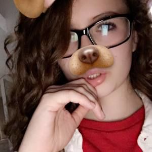 Meet your Posher, Leanne