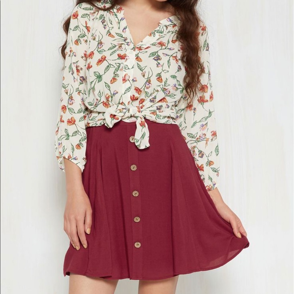 Burgundy skater skirt ❤️ from PACSUN.