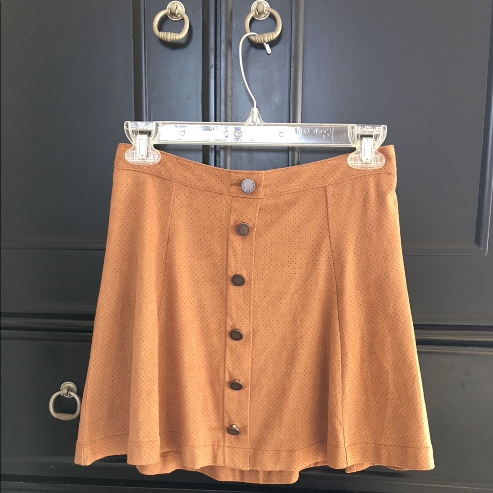 Jolt camel colored skirt