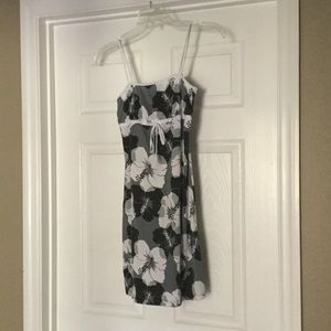 White, Black, & Grey Sleeveless Summer Mini Dress
