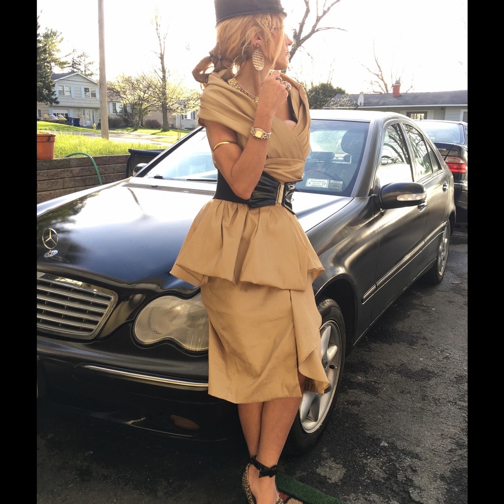 Badgley Mischka Dress $100 Party only sold