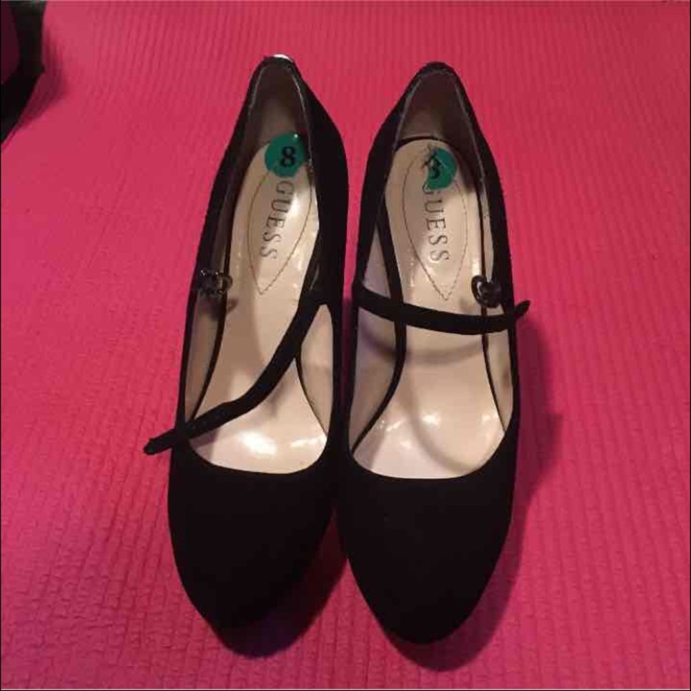 Guess❓black suede pumps