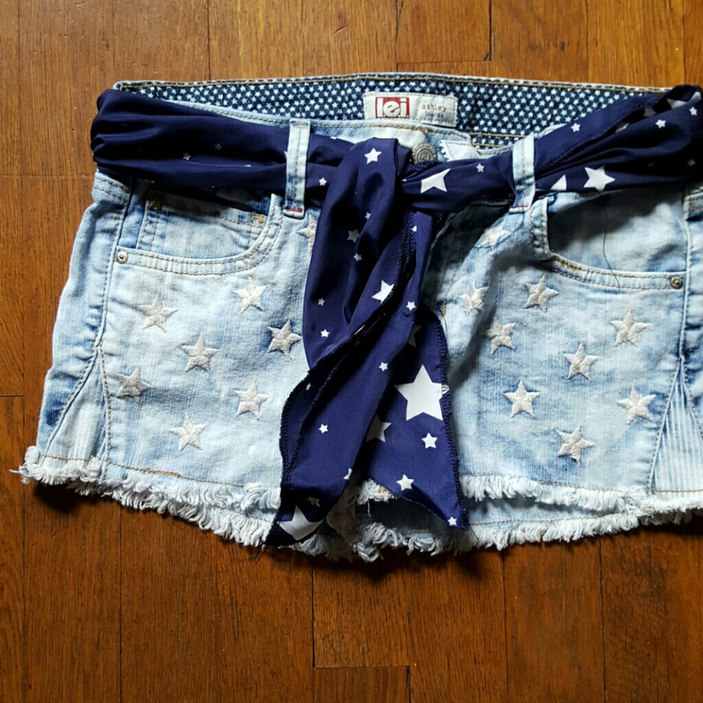 Lei short