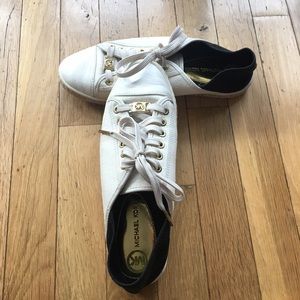 Great canvas MK tennis shoes!