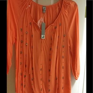 BNWT XLG ORANGE SHIRT QUARTER SLEEVES