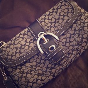 Coach mini clutch