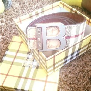 Burberry belt