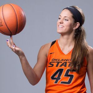 Meet your Posher, Katelyn