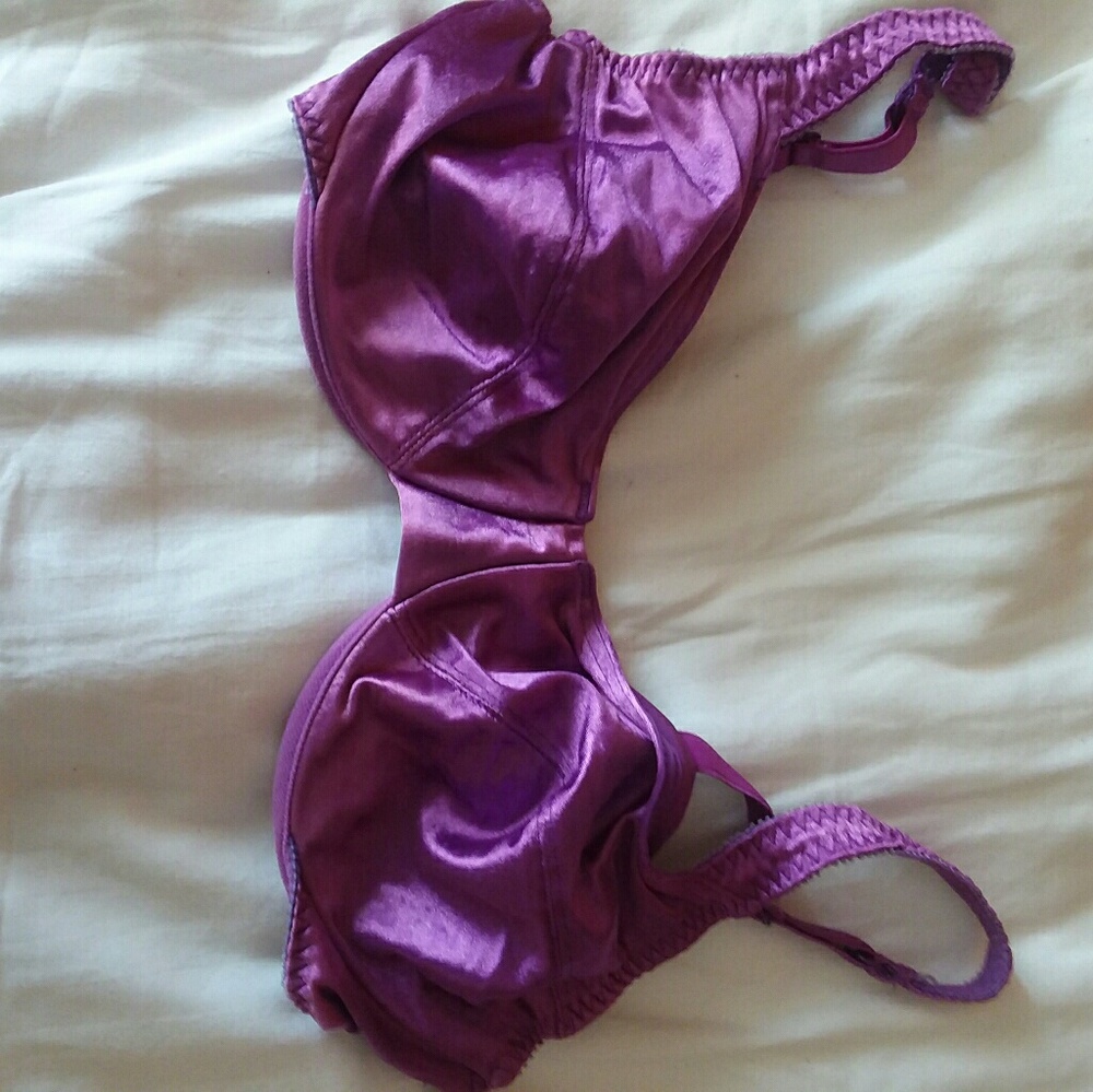 Non padded underwire bra