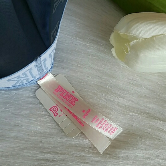 PINK VS LOGO BOYSHORT SIZE M.nwt - Picture 4 of 4