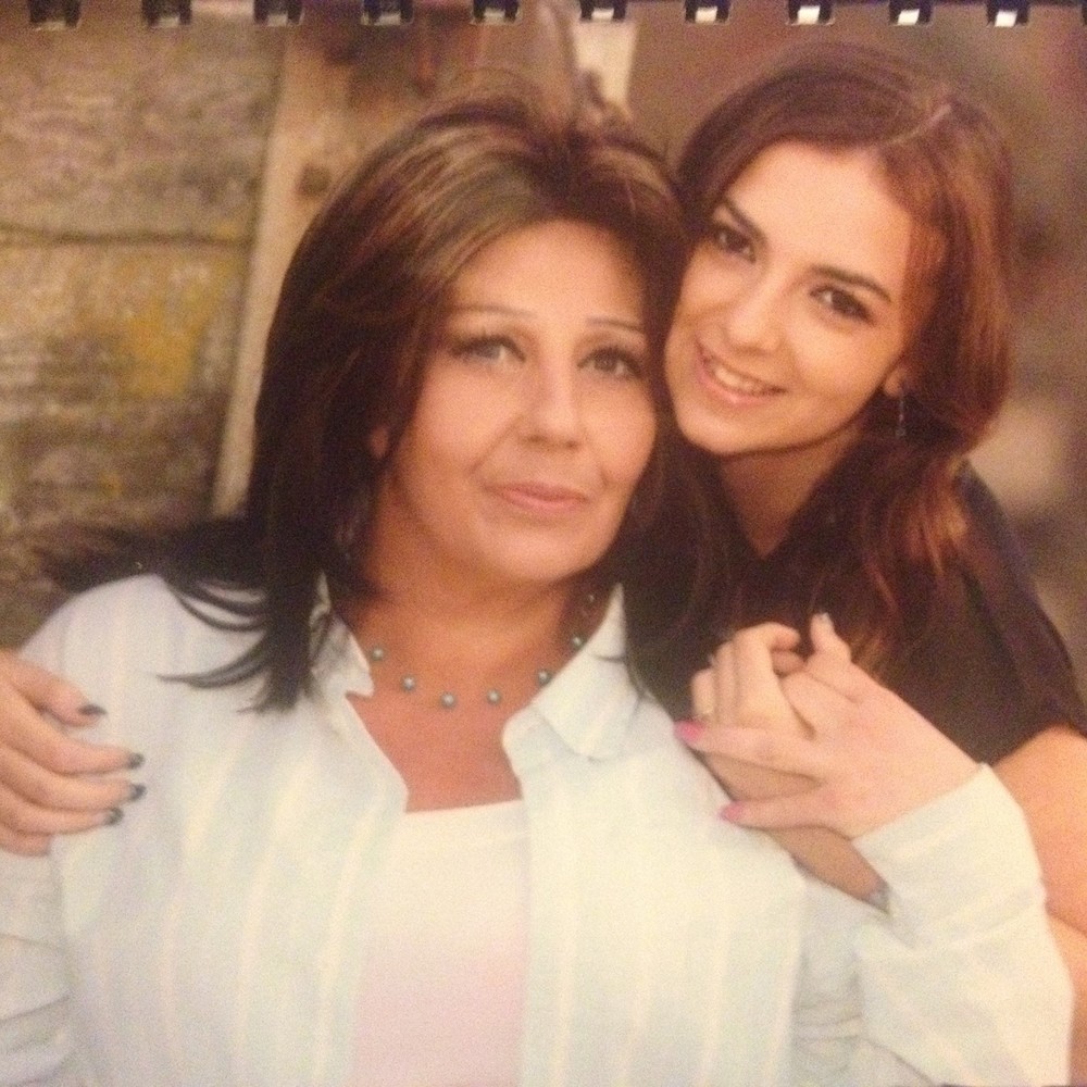 Meet your Posher, Crystal