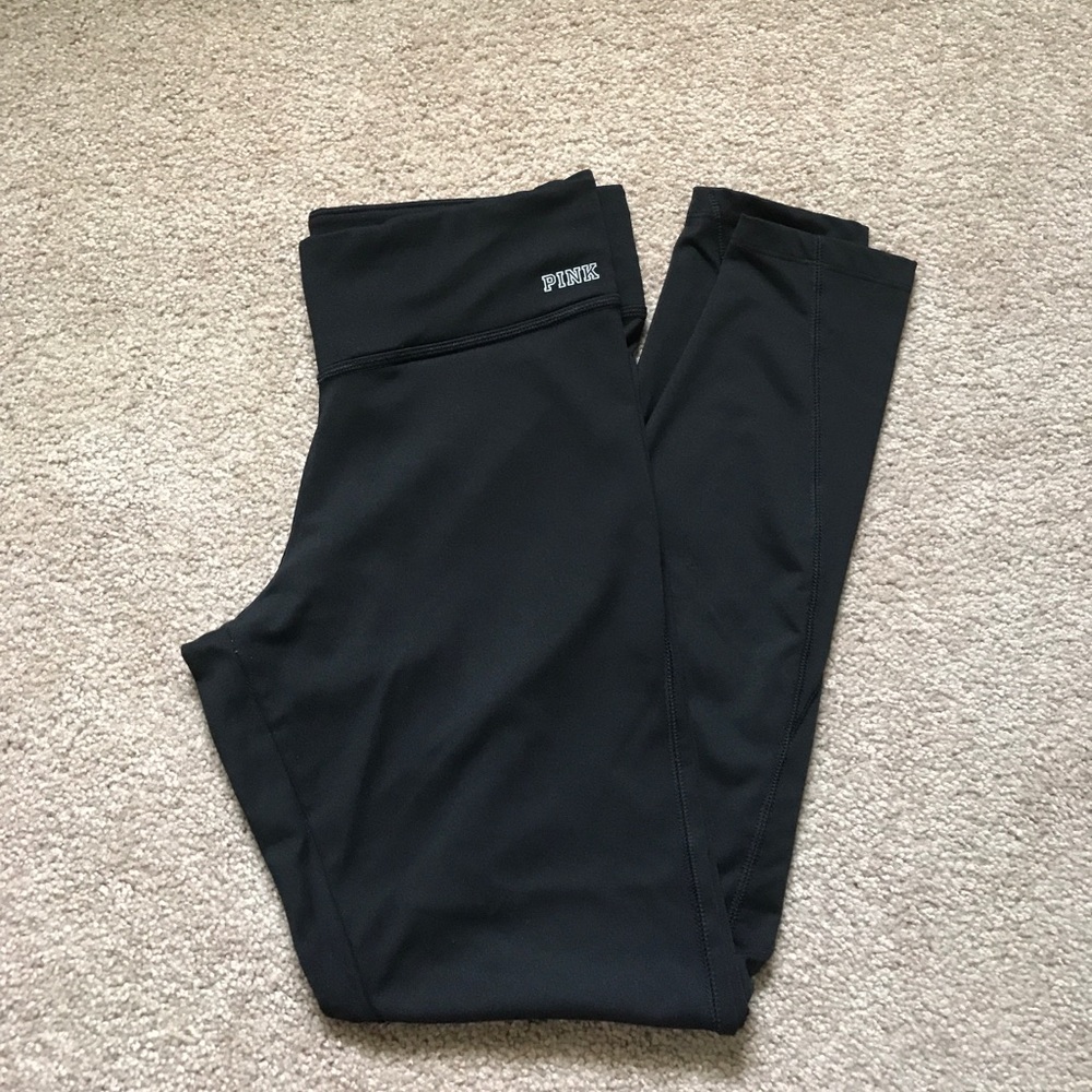 Vs pink ultimate leggings with key pocket 🔑