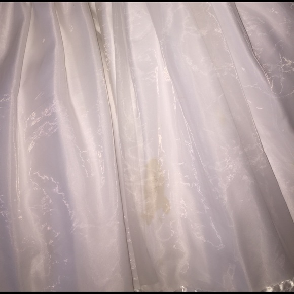 Formal dresses - Picture 4 of 4