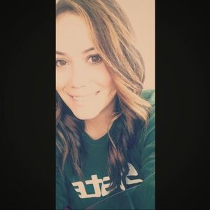 Meet your Posher, Ciera