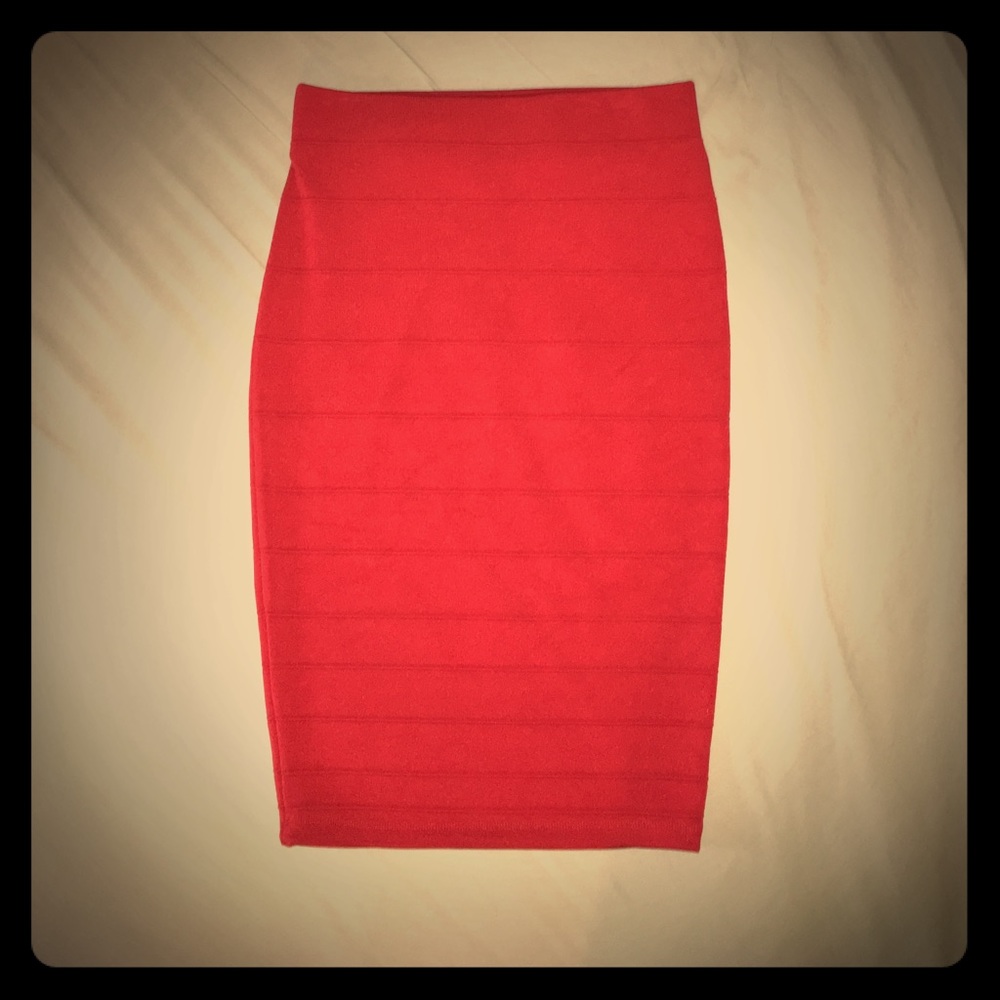 Olivia blue Small knee length skirt - Picture 3 of 5