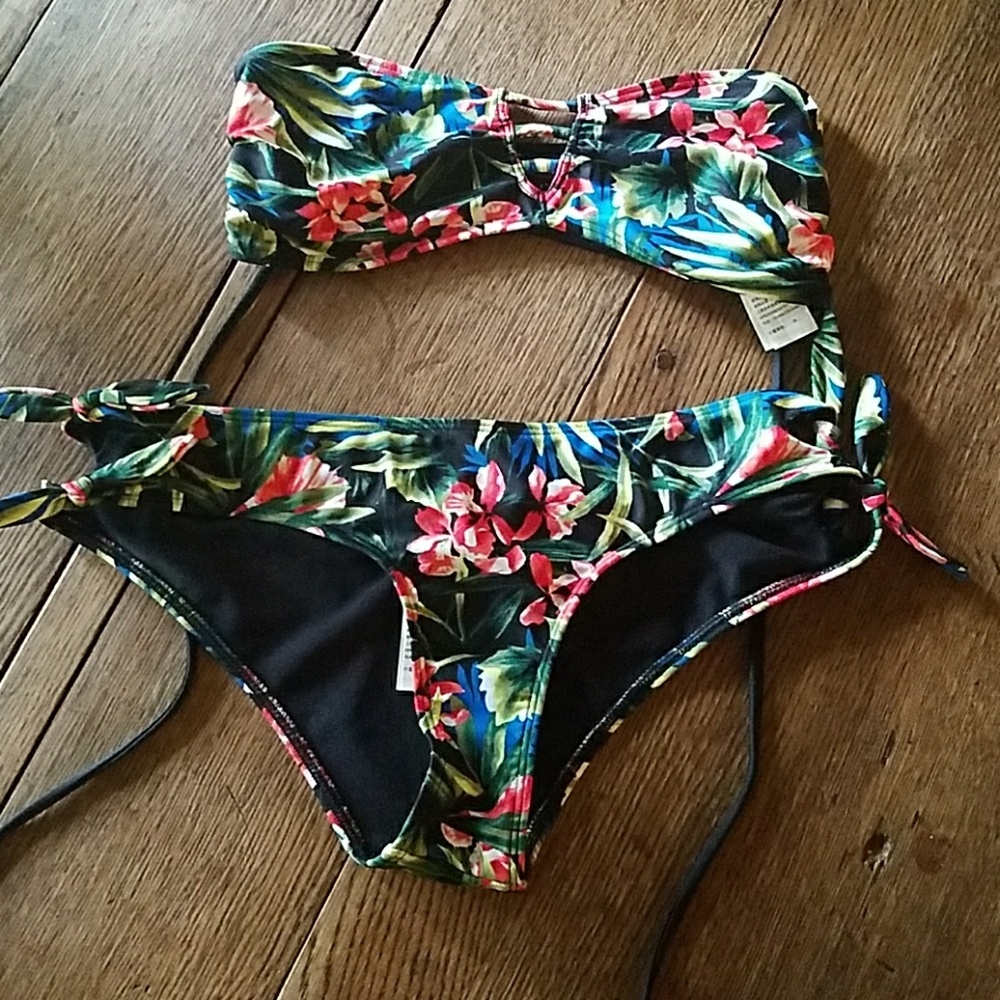 Hollister bikini