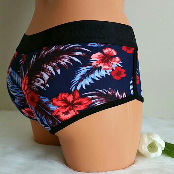 X PINK VS LOGO BOYSHORT SIZE XS. nwt. - Picture 3 of 4