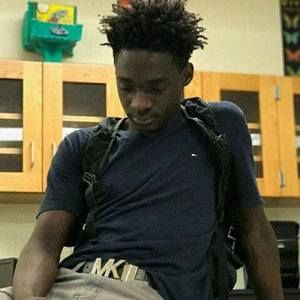 Meet your Posher, Lorenzo