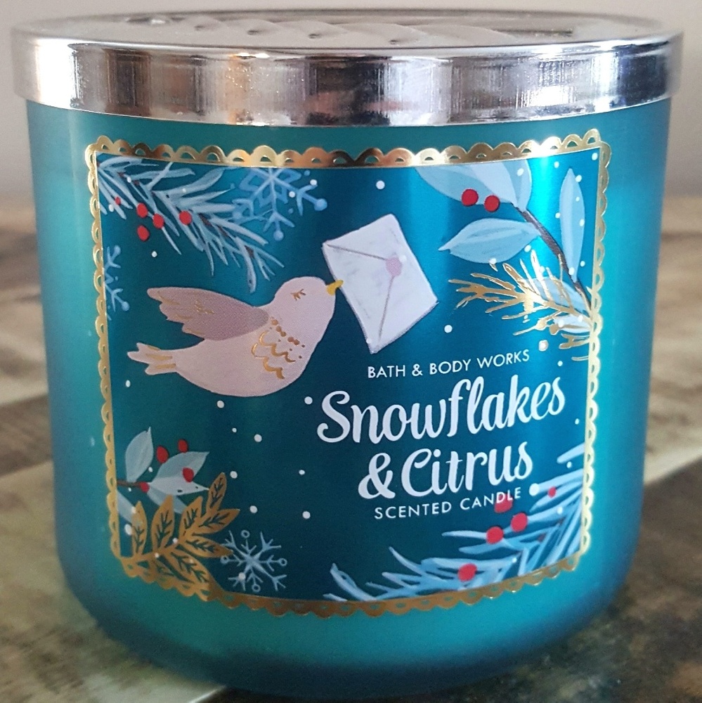 Bath &Body Works SNOWFLAKES & CITRUS 3 Wick