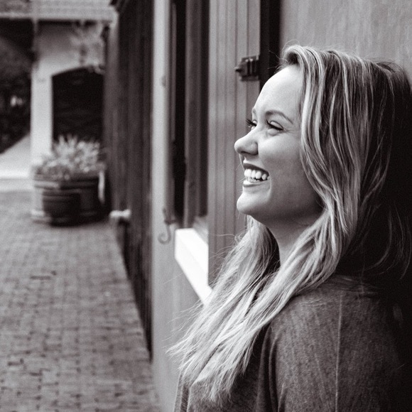 Meet your Posher, Baylee - Picture 1 of 1