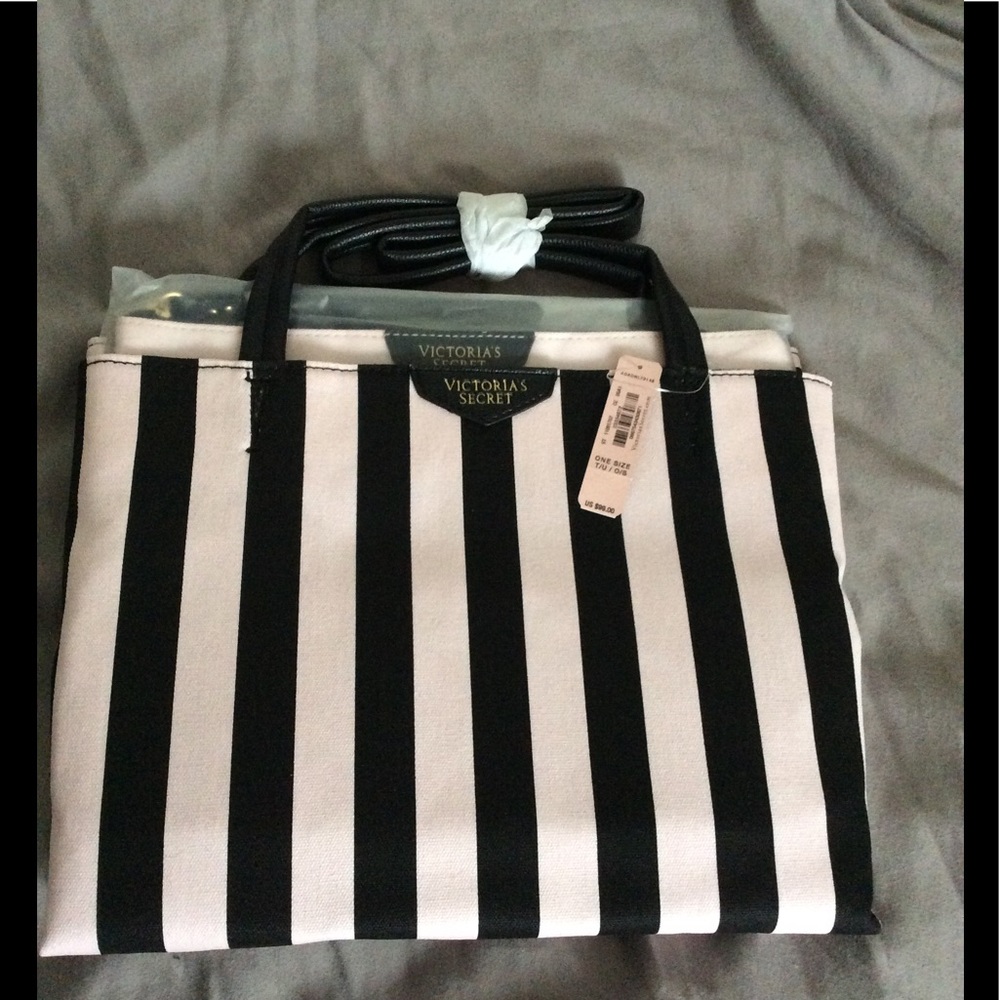 Travel tote and makeup bag