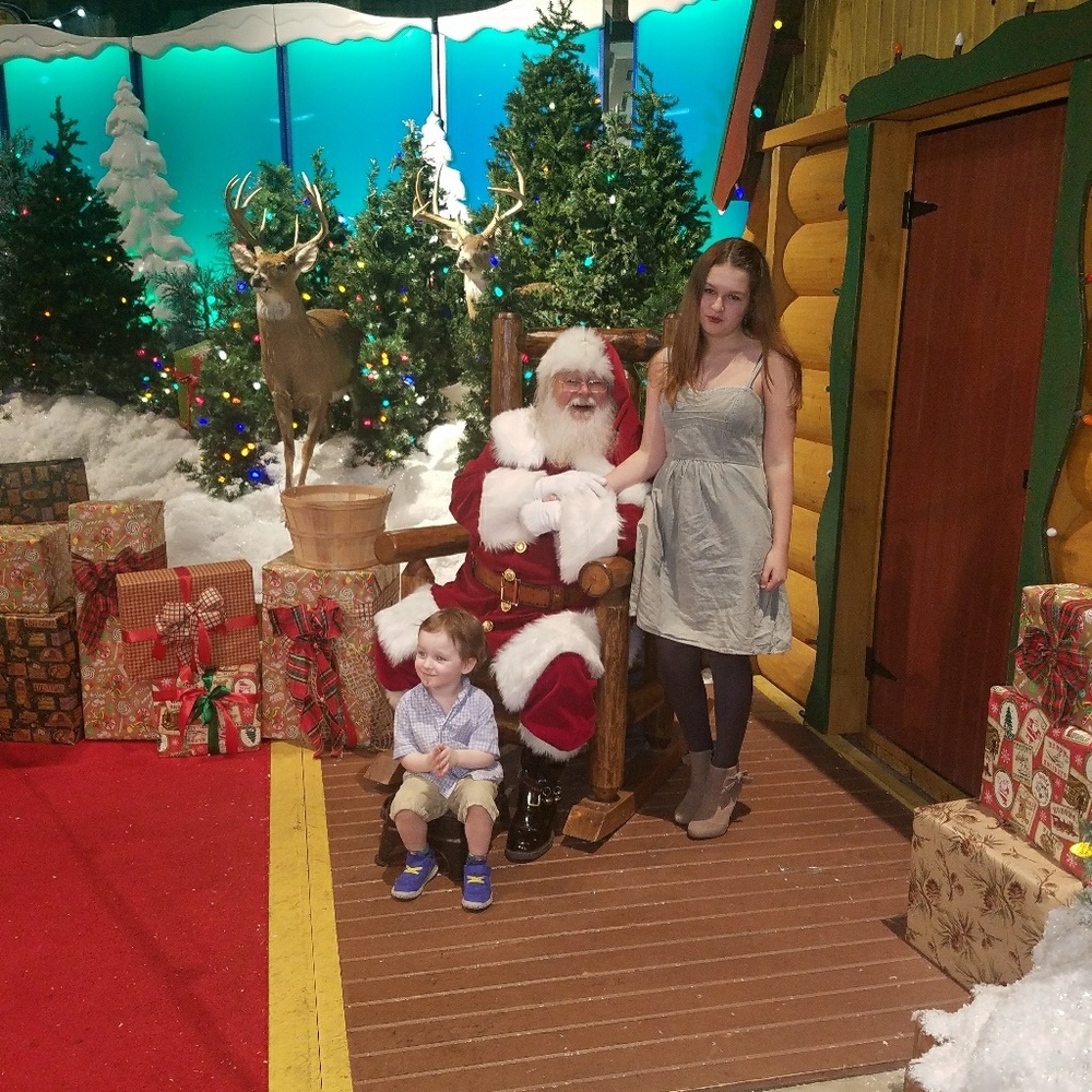 Meet your Posher, Hannah