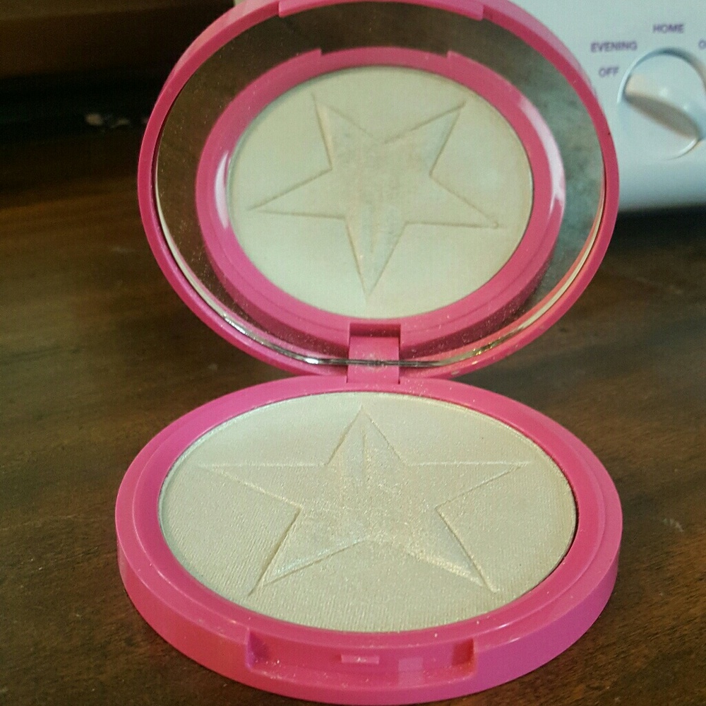 Jeffree Star skin frost in ice cold