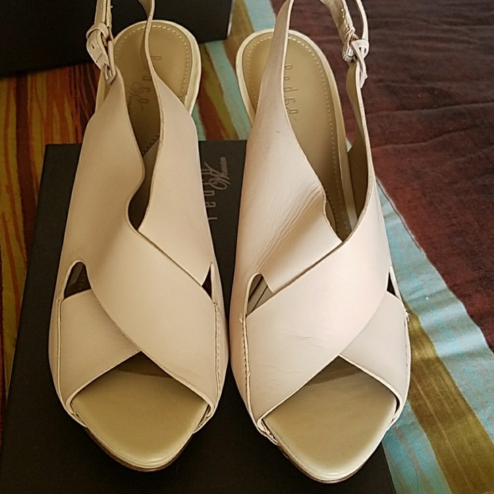 High heels - Picture 3 of 3