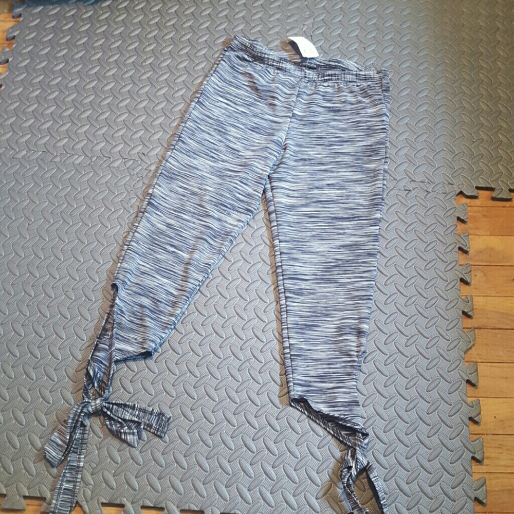 NWT leggins