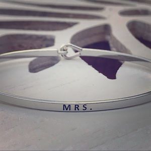 🆕"MRS." Bangle Bracelet