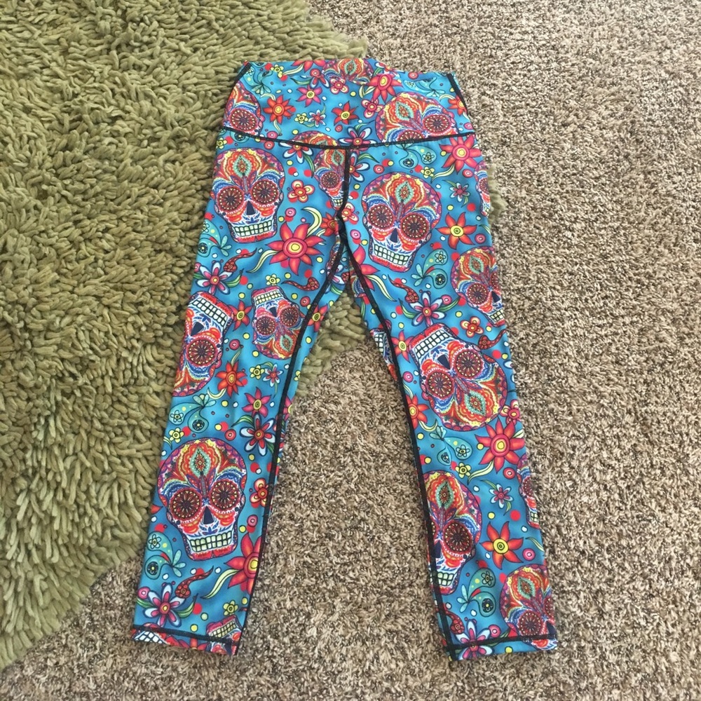 Yoga Democracy Day of the Dead Leggings