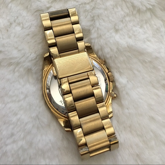 Michael Kors Blair MK-5166 Gold Tone Crystal Watch - Picture 4 of 5