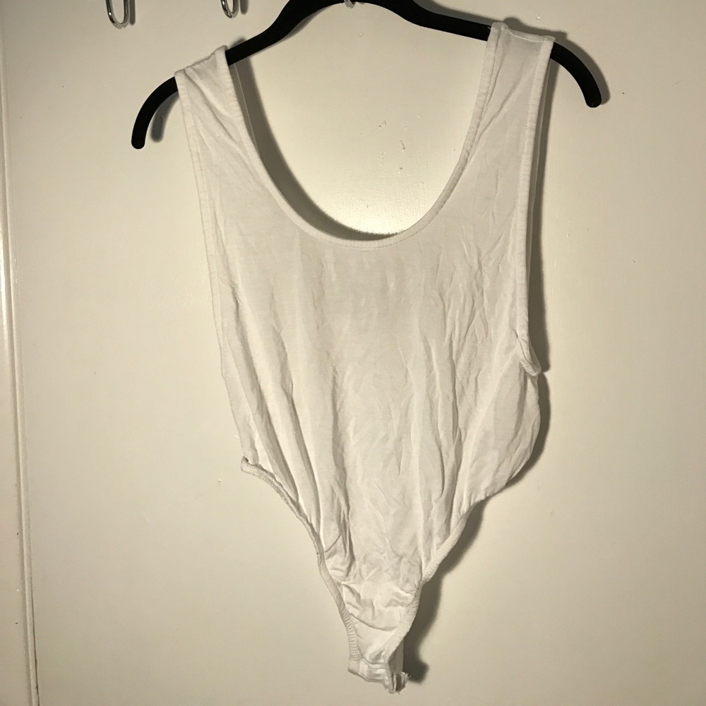 MISSGUIDED white bodysuit