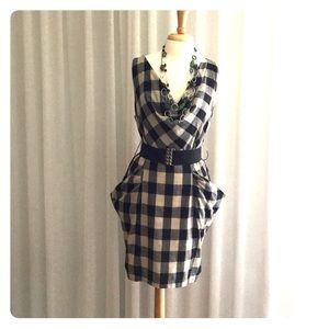 Sleeveless draped neck black/grey/cream dress