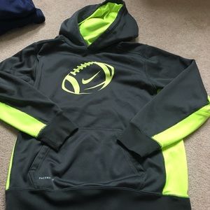 Nike Therma Fit Hoodie Youth XL