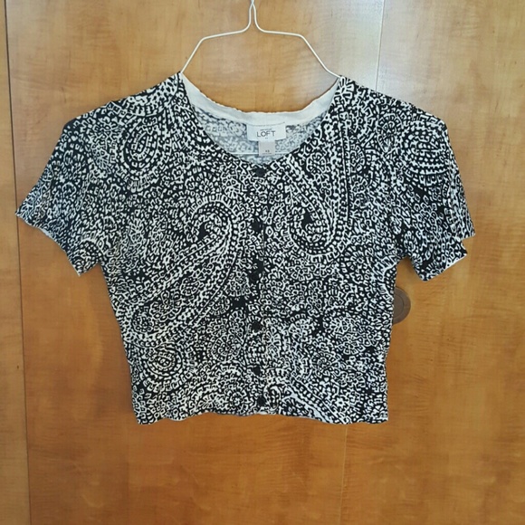Ann Taylor Tops - Ann Taylor Loft Crop Top